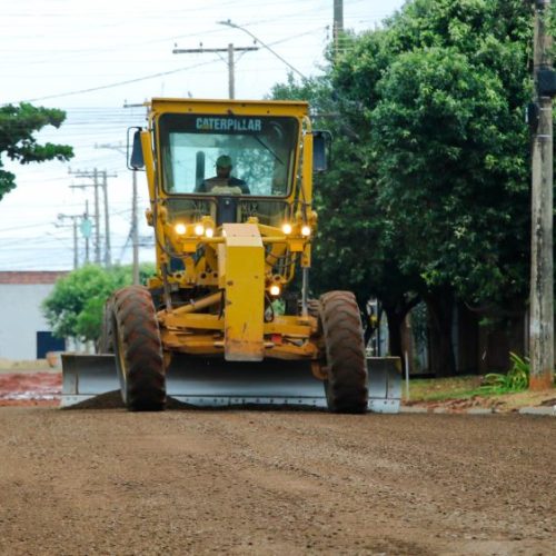 Obras de drenagem e pavimentação avançam nos bairros Itamaraty, Jardim Nossa Senhora de Fátima, Jardim Eunice e Vila Alegre