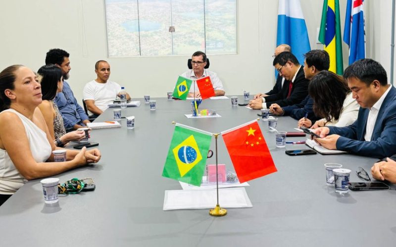 Prefeito recebe empresários que pretendem implantar indústria de R$ 130 milhões em Três Lagoas